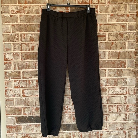 Lovely Melody Black Quilted Sweat Pants - Picture 1 of 6
